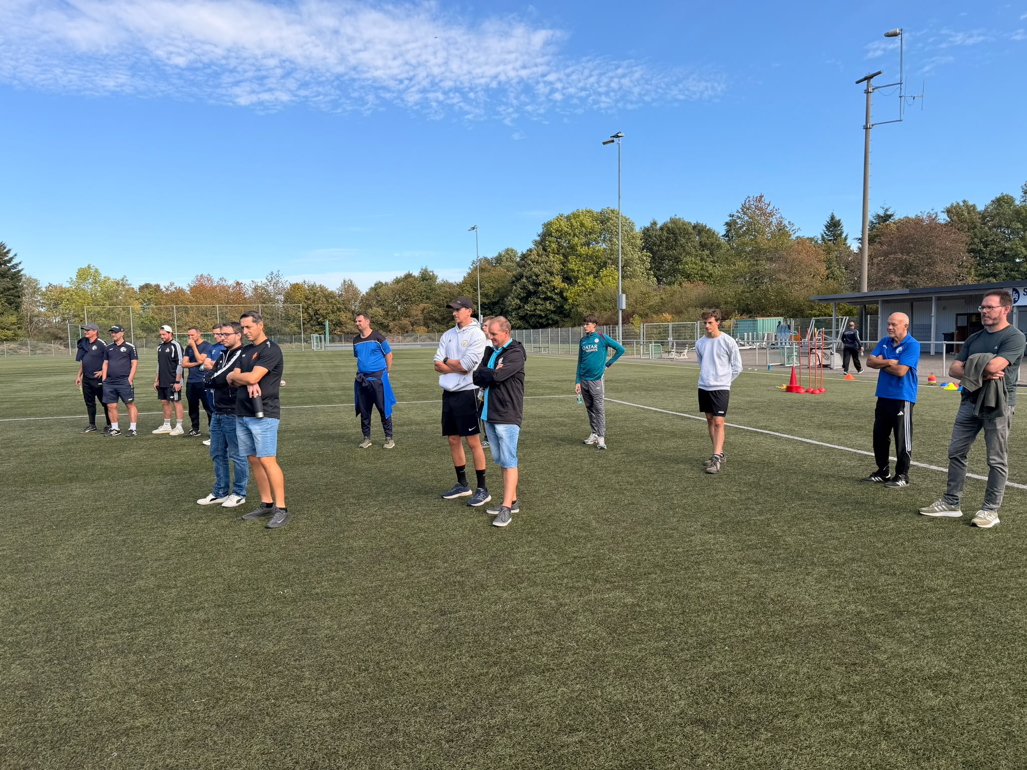 Trainerinnen und Trainer bei der Fortbildung der SG Sportfreunde 69